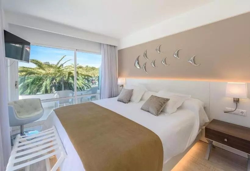 Premium room with terrace, Plaza Santa Ponsa Boutique Adults Only