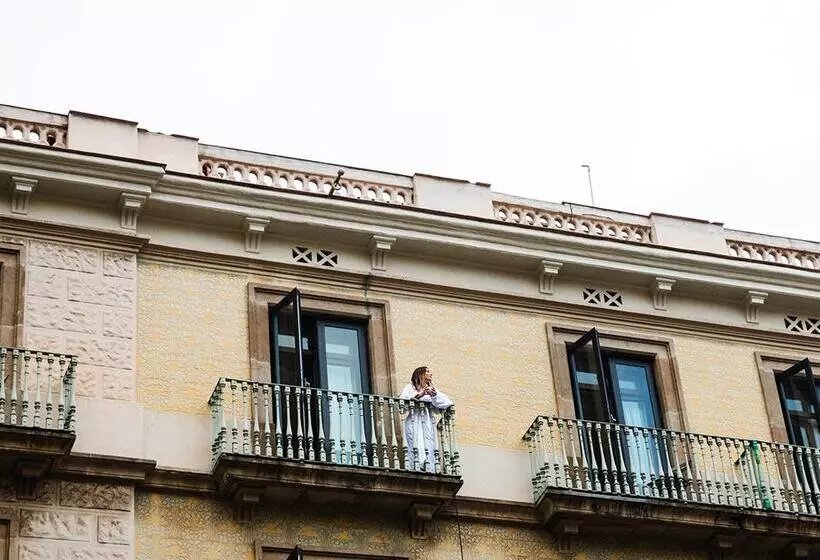 اتاق استاندارد با بالکن, Regina Barcelona