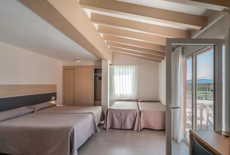 4 Bett Standardzimmer, San Luis
