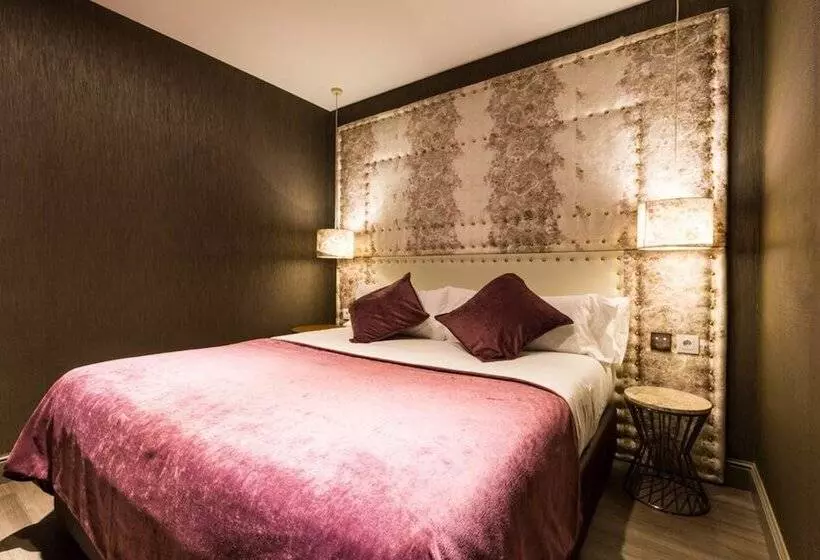 اتاق پرستیژ, Sant Jordi Boutique