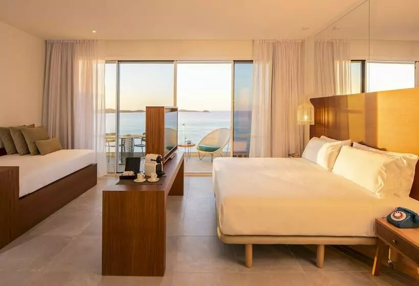 سوییت با چشم‌انداز دریا, Meliá Ibiza