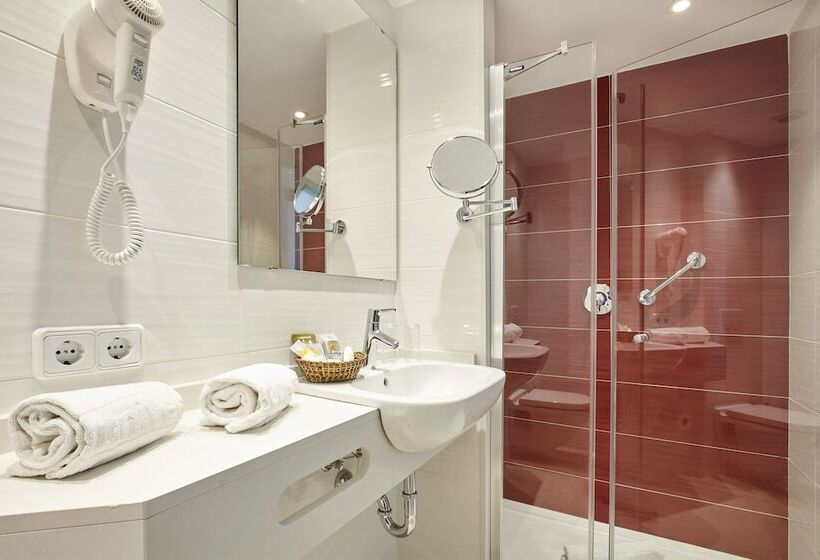 Номер Стандарт, Universal Hotel Perla