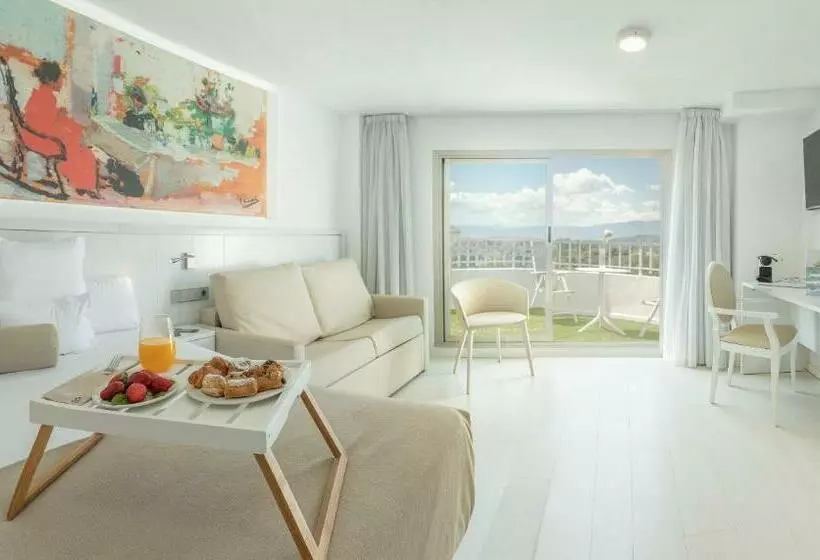 اتاق سوپریور با بالکن, Villa Luz Design & Art