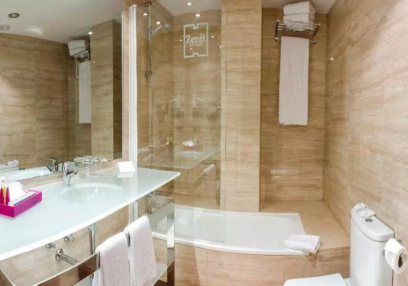 Chambre Standard, Zenit Barcelona