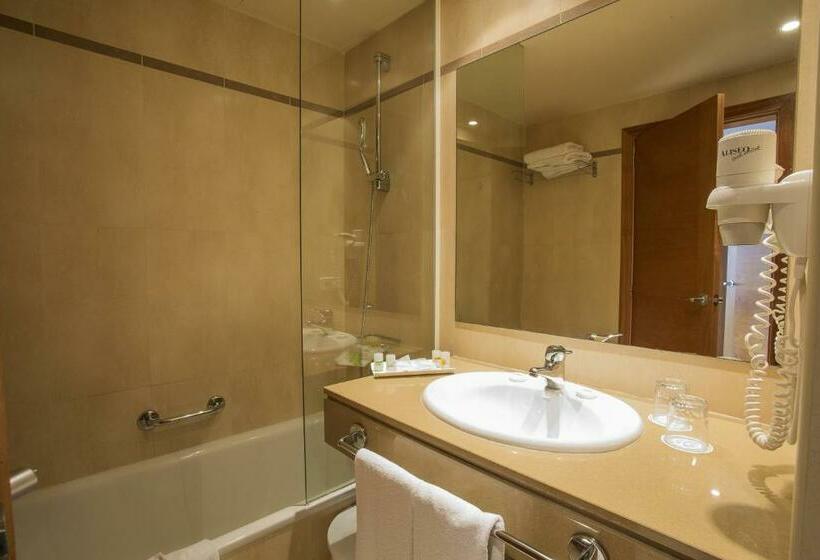 小型套房带泳池景, Palladium Hotel Palmyra