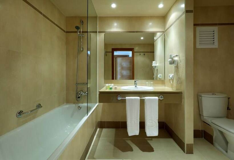 小型套房带泳池景, Palladium Hotel Palmyra