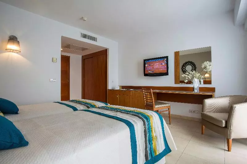 اتاق استاندارد با چشم‌انداز دریا, Palladium Hotel Palmyra