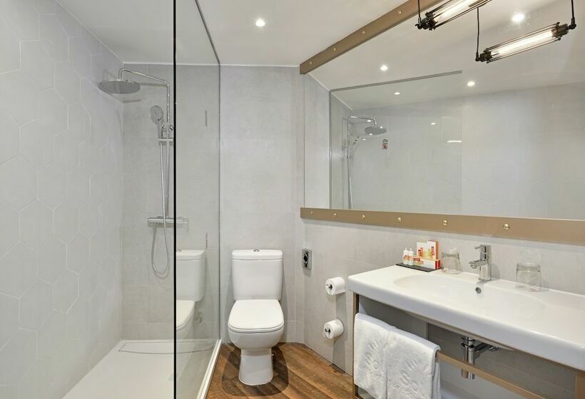 اتاق خانوادگی, Sol Katmandu Park & Resort