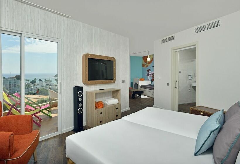 Люкс Семейный 2 Спальни, Sol Katmandu Park & Resort