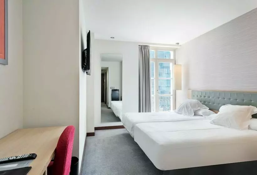 Quarto standard, Abba Santander
