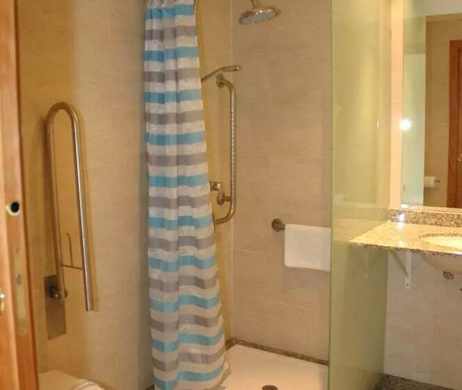 اتاق استاندارد یک نفره, Snö Hotel Candanchú