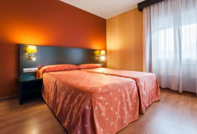 Quarto Triplo Estandar, Casanova