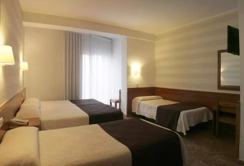 Chambre Quadruple Standard, Costa Brava
