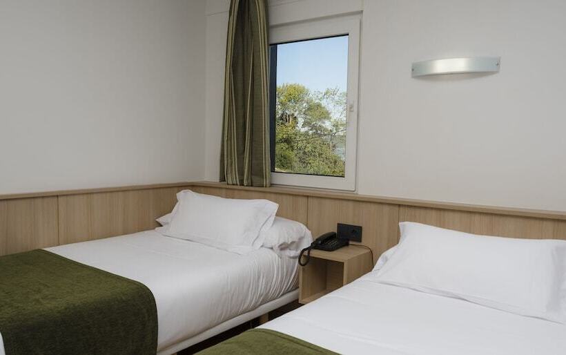 4인용 스탠다드 룸, Crisol De Las Rías