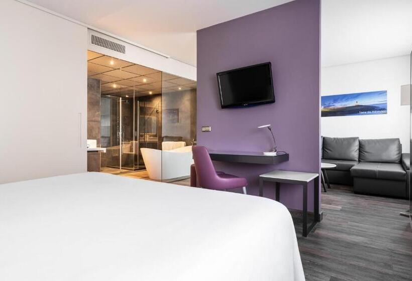 اتاق سوپریور, Exe Coruna