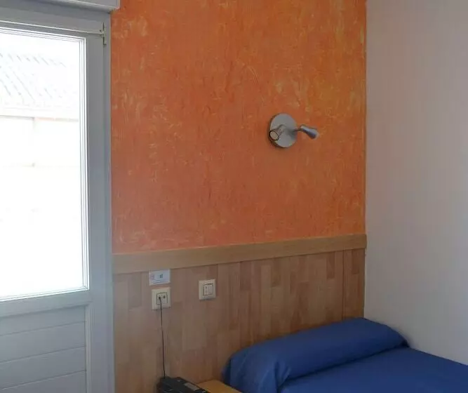 Pokój Standard Jednoosobowy, Hostal Manolete