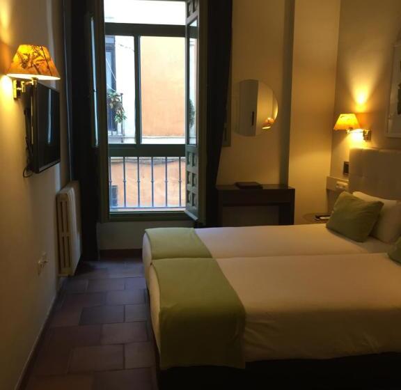 اتاق استاندارد, Leonor De Aquitania