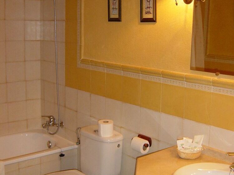 اتاق استاندارد, Leonor De Aquitania