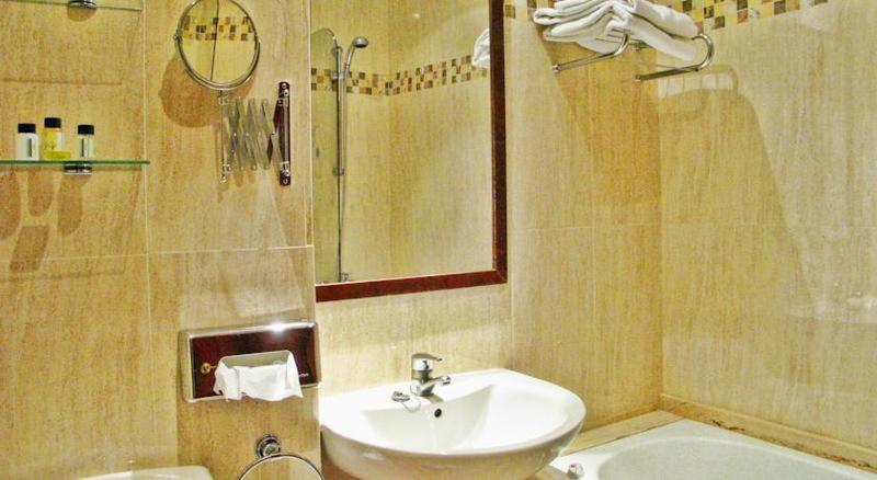 标准间, Los Cantaros