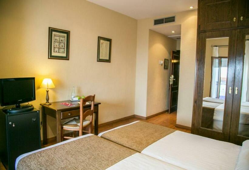 标准单人间, Los Cantaros