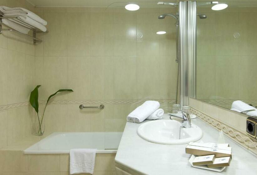 اتاق استاندارد سه نفره, Porcel Alixares