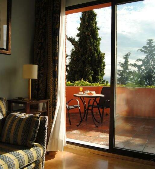 سوئیت جونیور با تراس, Porcel Alixares