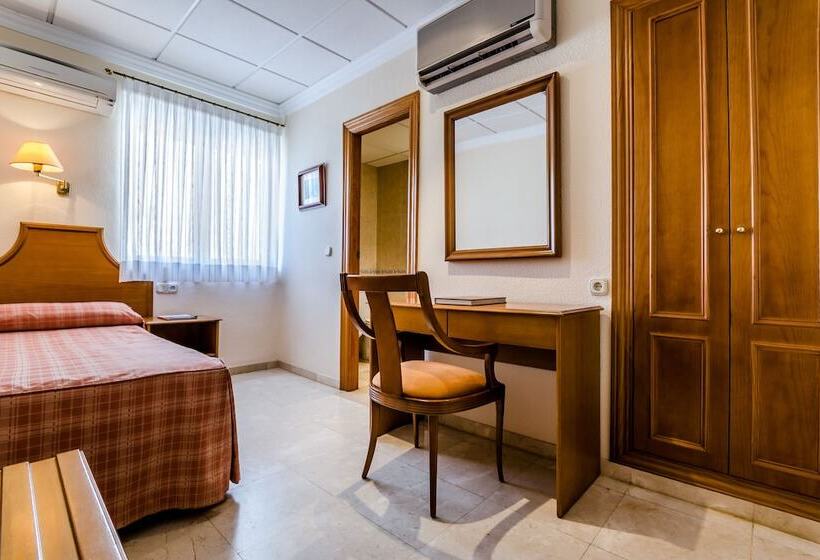 اتاق استاندارد یک نفره, Sacromonte