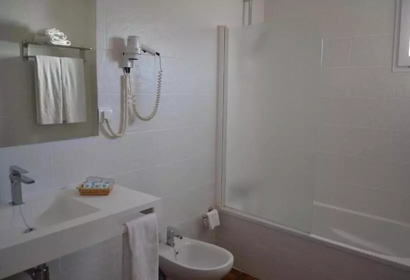 Quarto Standard com Terraço, S´aguarda