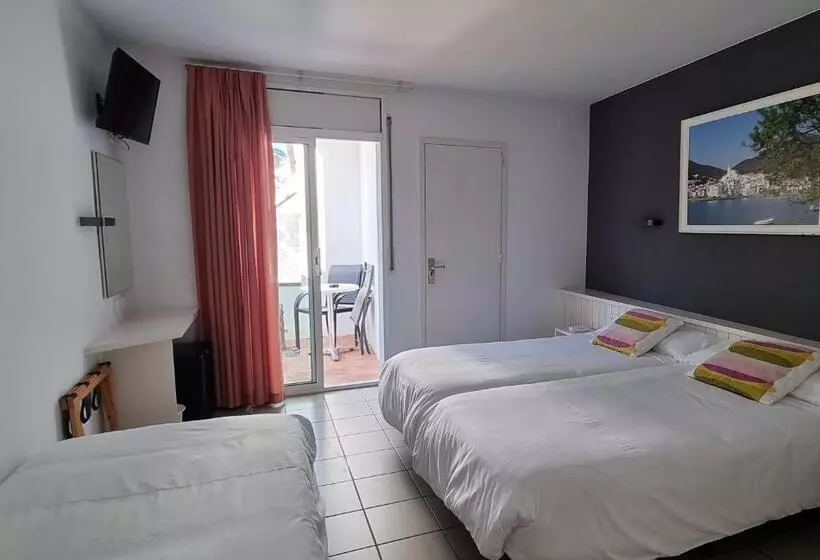 Quarto Standard com Terraço, S´aguarda