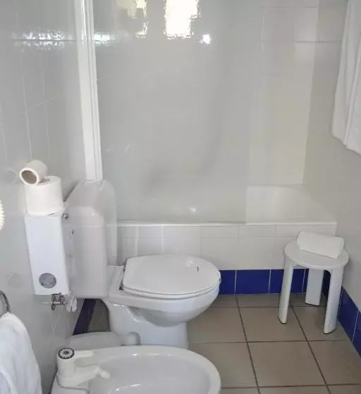Quarto Estandar com Salão, S´aguarda