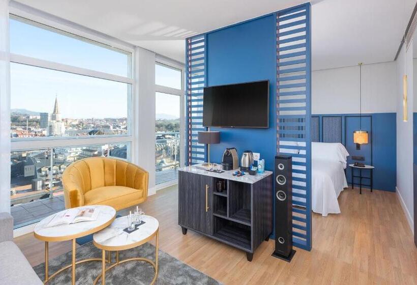 סוויטת ג'וניור עם טרסה, San Sebastián Orly, Affiliated By Meliá