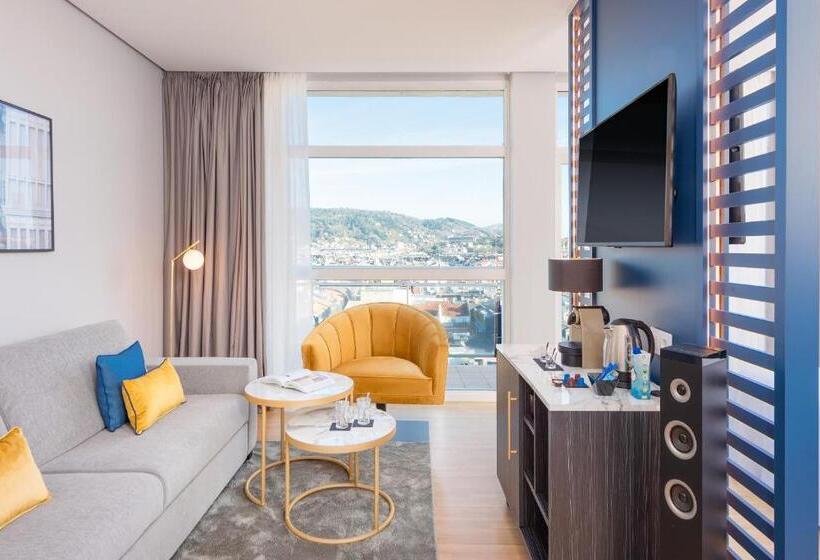 סוויטת ג'וניור עם טרסה, San Sebastián Orly, Affiliated By Meliá