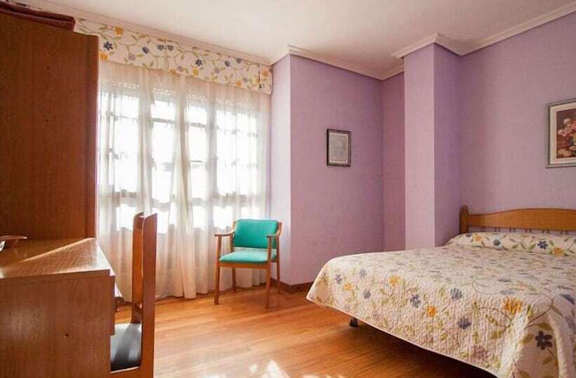 标准单人间, Surfances