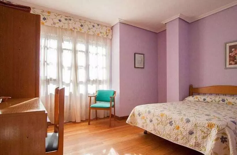 Cameră Standard Individuală, Surfances