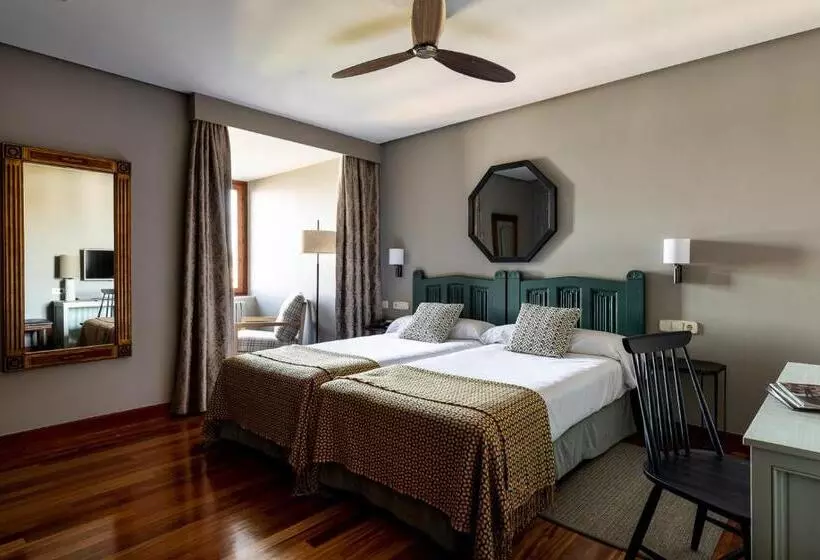اتاق سوپریور, Parador De Hondarribia