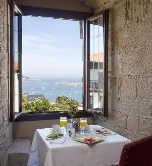 اتاق سوپریور, Parador De Hondarribia