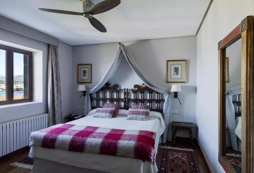 سوییت جونیور, Parador De Hondarribia