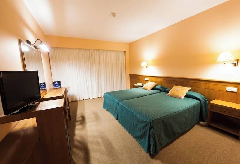 Номер Стандарт, Sommos Hotel Benasque Spa