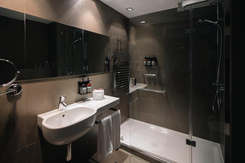 اتاق استاندارد, Ayre Gran Colon