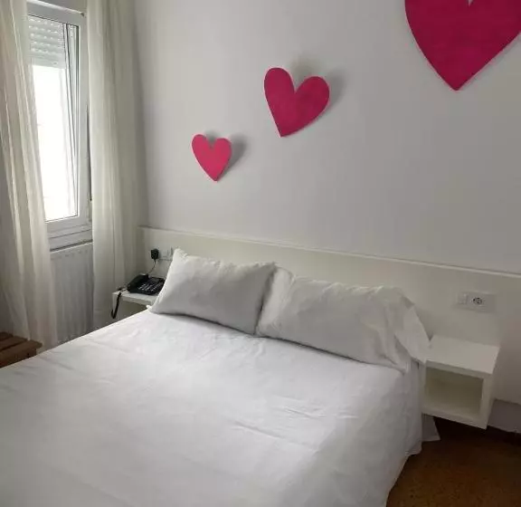 Standardzimmer, Bayona