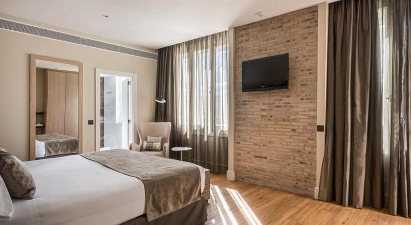 غرفة قياسية, Catalonia Gran Via Madrid