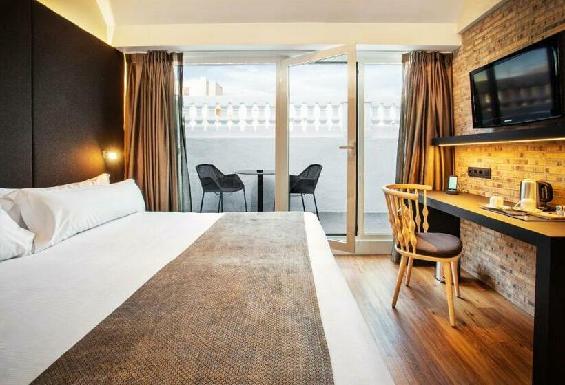 Superior Room with Terrace, Catalonia Gran Via Madrid