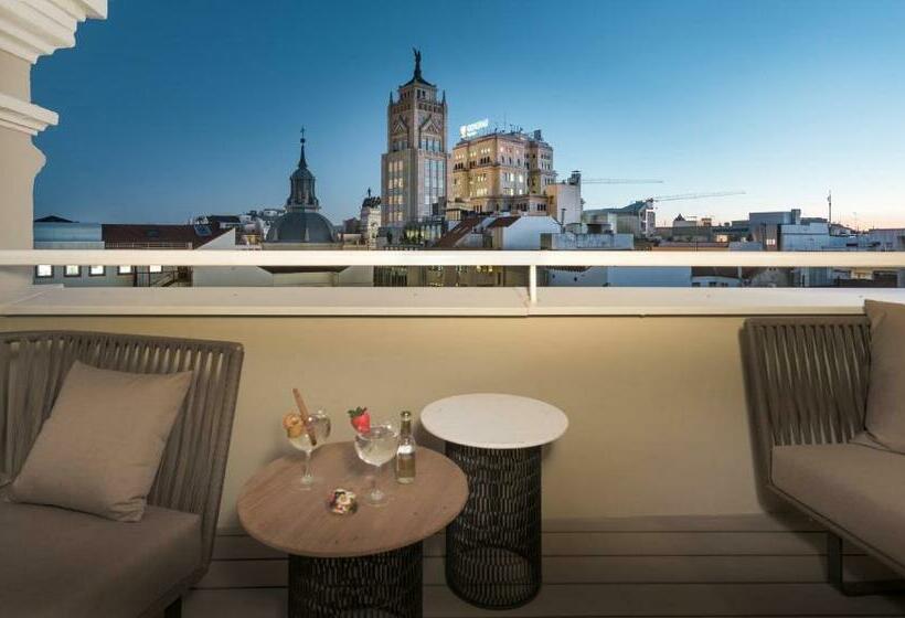 جناح مزود بتراس, Catalonia Gran Via Madrid