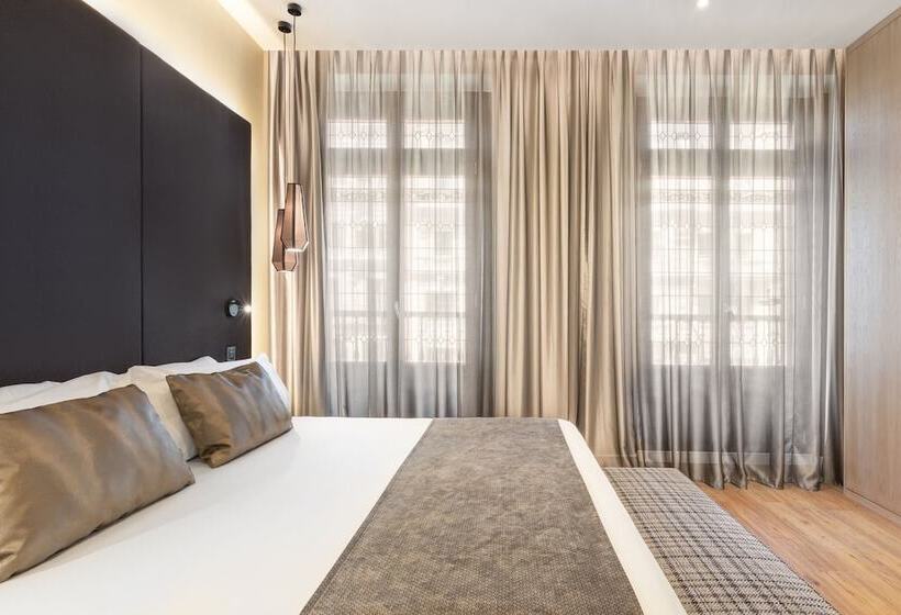 غرفة سوبيريور, Catalonia Gran Via Madrid