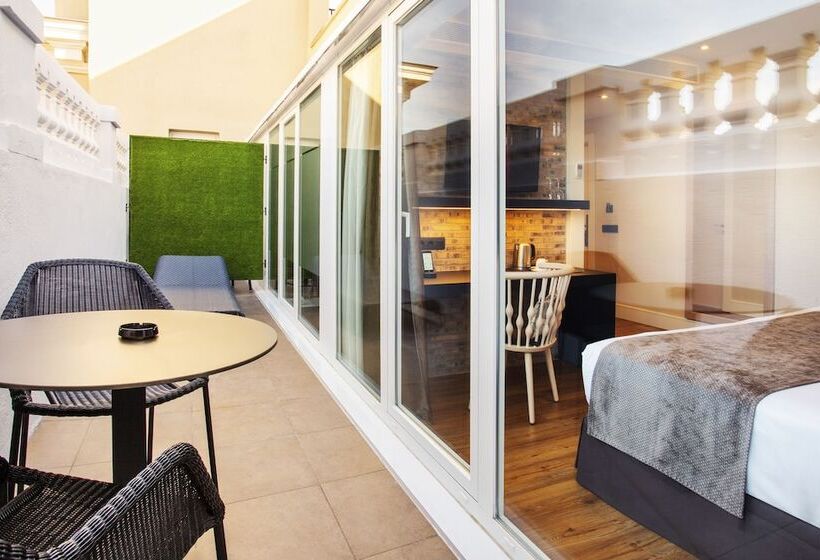 Superior Room with Terrace, Catalonia Gran Via Madrid