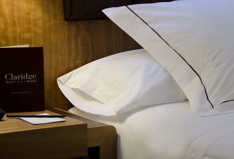 اتاق استاندارد چهار تخته, Claridge Madrid