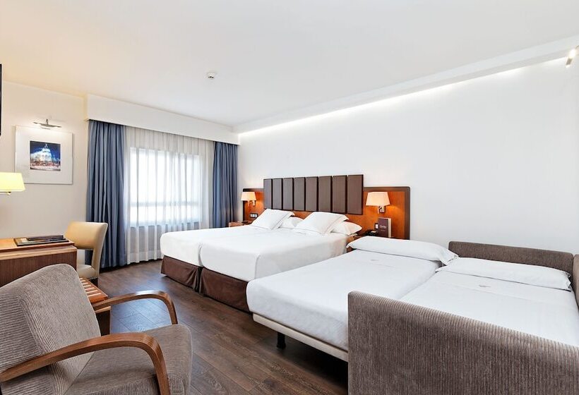 اتاق استاندارد چهار تخته, Claridge Madrid