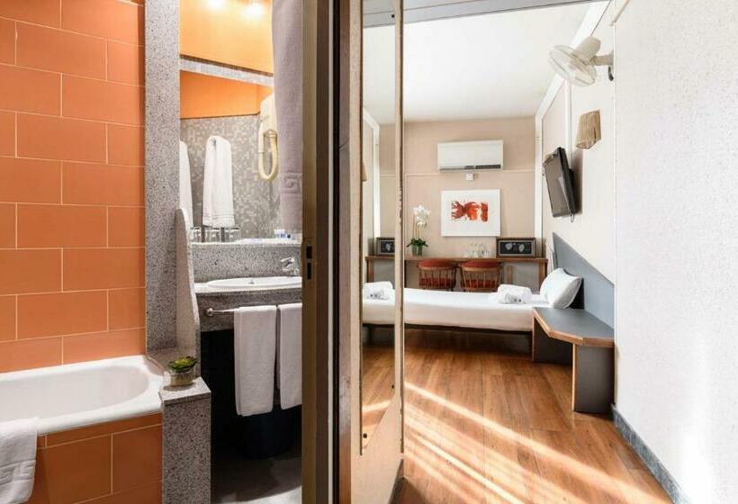 اتاق استاندارد, Crisol Quindos