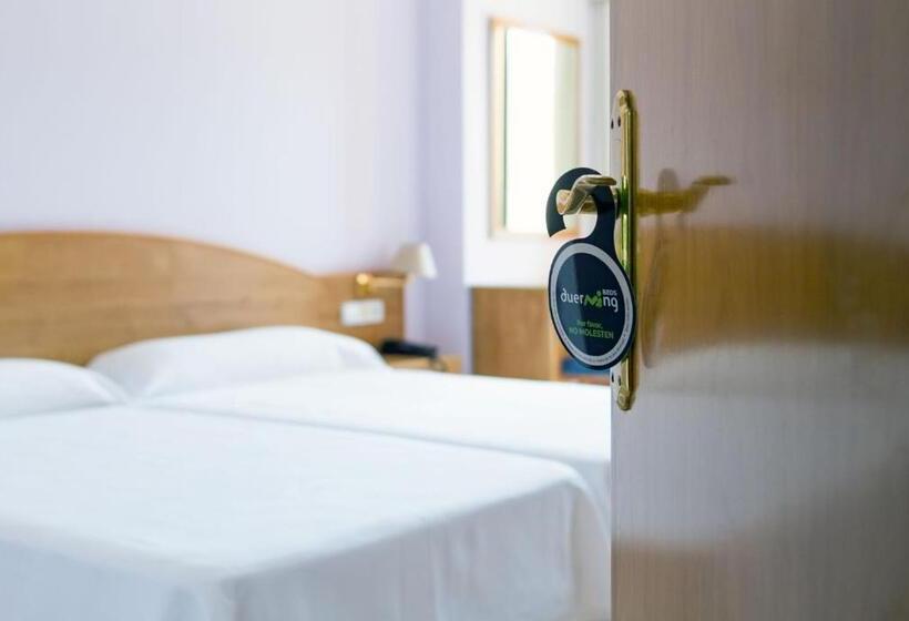 スタンダードルーム, Duerming Montalvo Playa