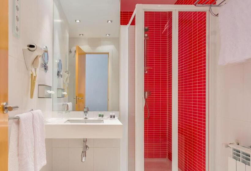 اتاق استاندارد, Exe Victoria Palace